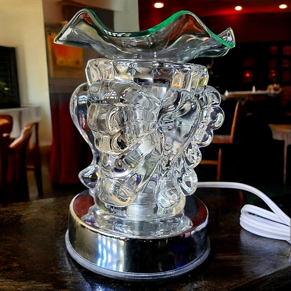 Clear Butterfly Aroma Lamp - Picture 3 of 8